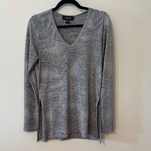 Karen Kane Heather Gray Long Sleeve V-Neck Top